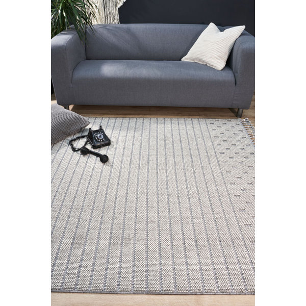 August Grove Jamilee Naperville Machine Woven Cotton Grey/White Rug